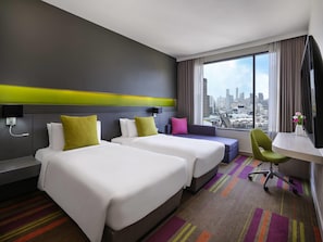 Deluxe Room, 2 Single Beds | In-room safe, desk, laptop workspace, blackout curtains - Mercure Bangkok Siam (Bangkok)