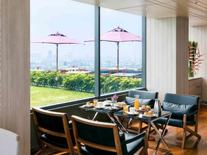 Bar (on property) - Mercure Bangkok Siam (Bangkok)