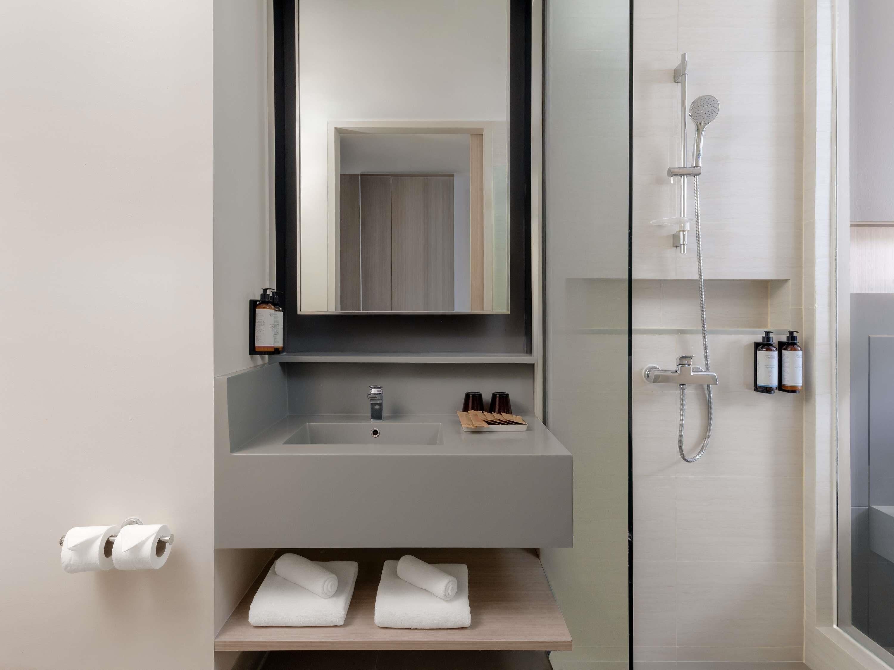 Coffres-forts dans les chambres, bureau