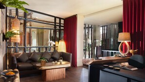 Couples treatment rooms, body treatments, aromatherapy - Grandmas Legian Hotel (Legian)