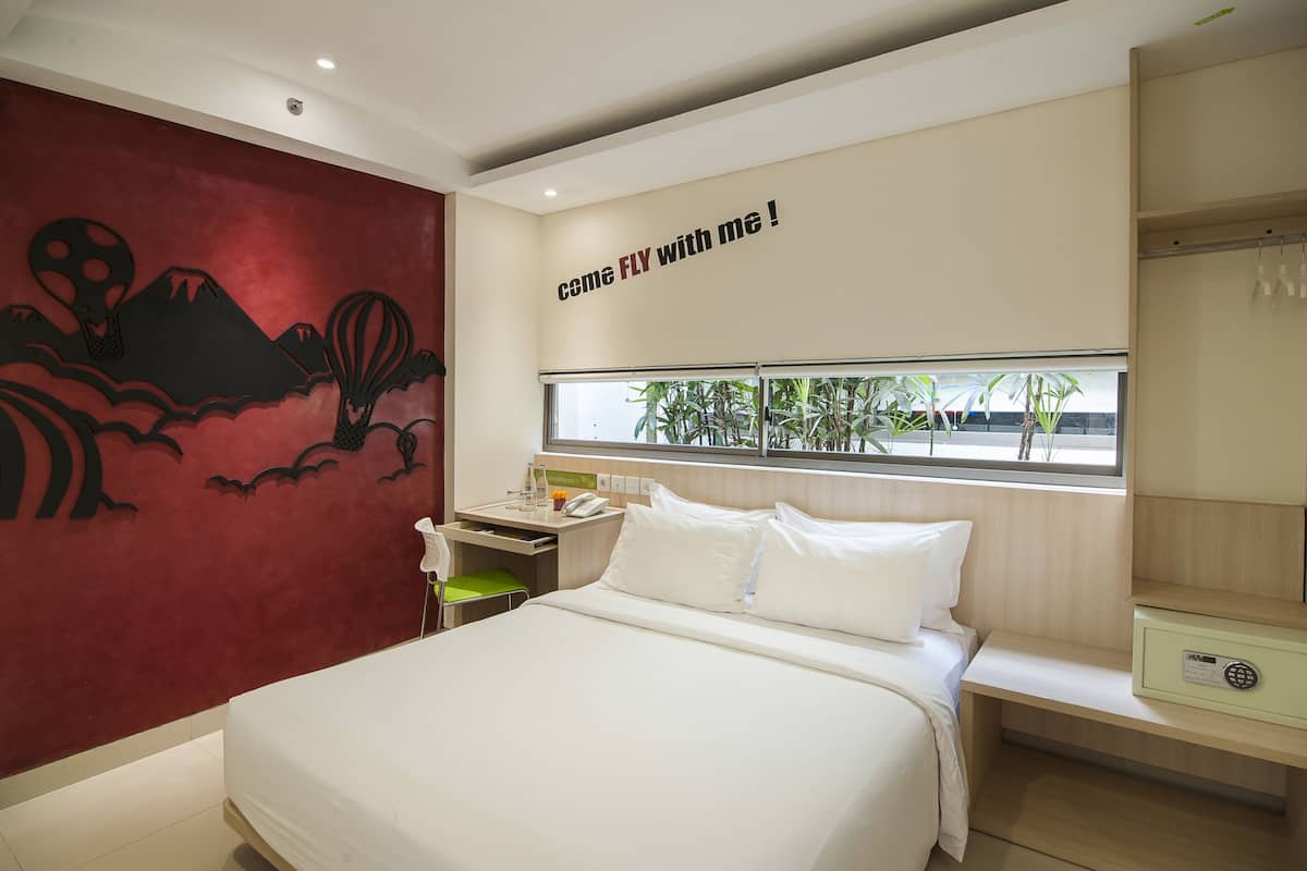 Premium bedding, Select Comfort beds, minibar, in-room safe