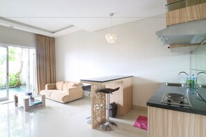 Villa, 2 Bedrooms, Harbour View | Private kitchen
