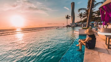 Poolside bar