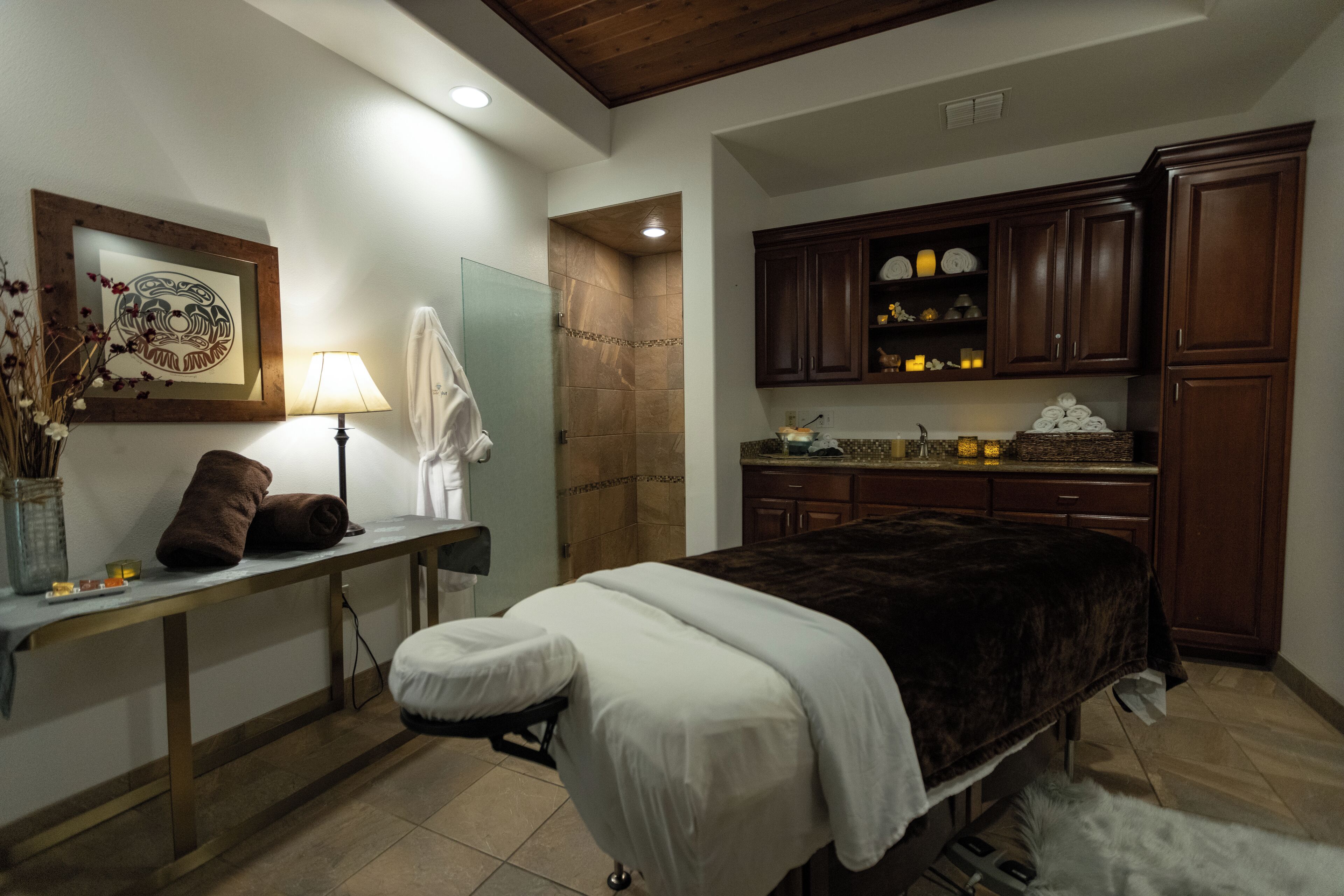 Baño de vapor, tratamientos corporales y aromaterapia 