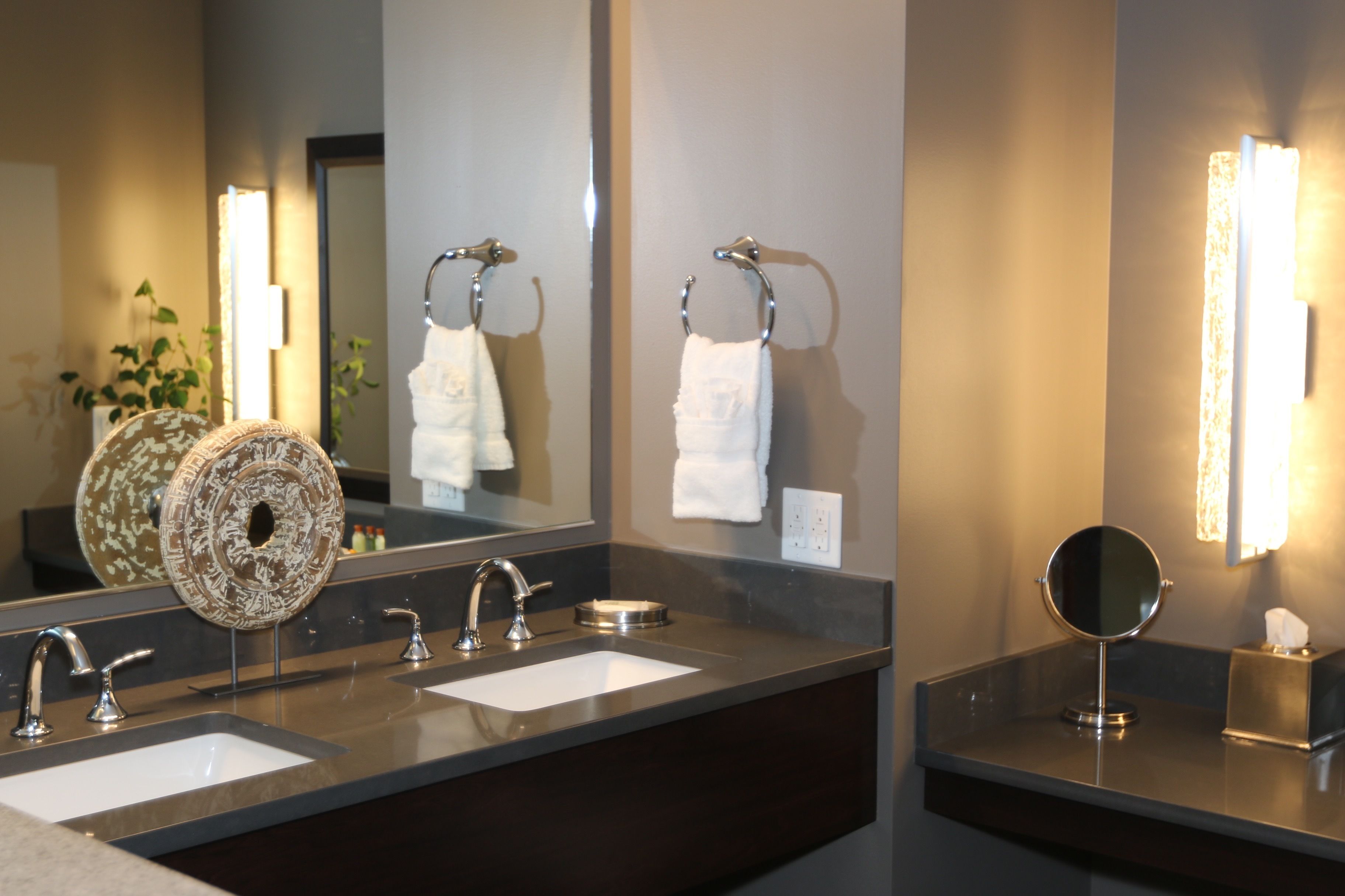 premium suite, non smoking (2-room) | bathroom | shower, hair dryer, towels