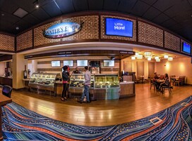 5 restaurants, breakfast served