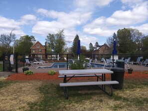 Grill-/Picknickplatz