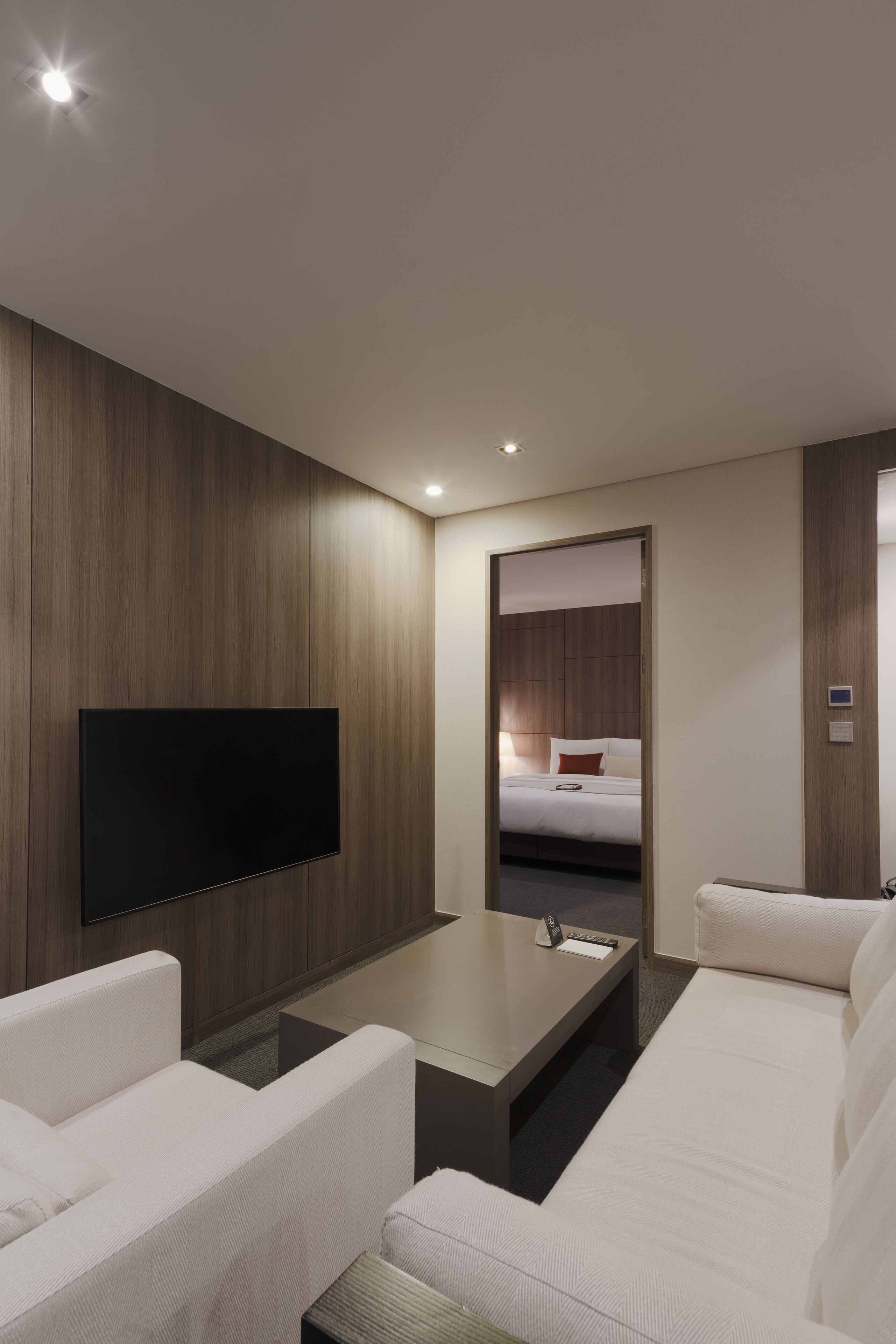 amid suite | in-room safe, desk, soundproofing, iron/ironing board