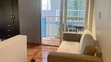 1 bedroom, premium bedding, down duvets, blackout curtains