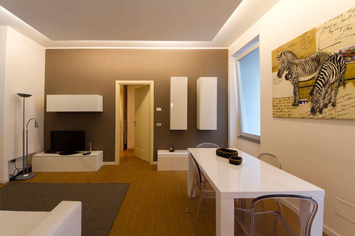 Classic Triple Room, Terrace | Cribs (surcharge), WiFi (free)