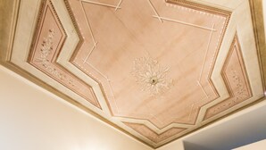 Basic Room, Shared Bathroom | Cribs (surcharge), WiFi (free) - Vip Bergamo Apartments (Bergamo)