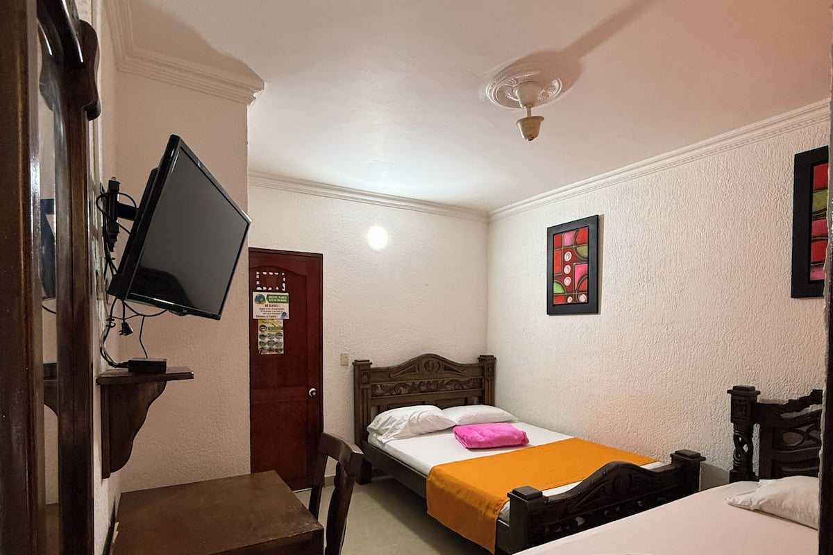 Iron/ironing board, free WiFi