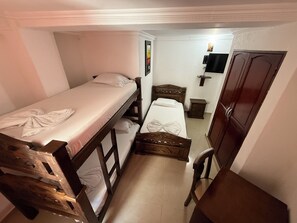 Triple Room - Hotel La Casa del Turista (Cartagena)