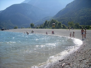 Beach - Garnì Lago Alpino (Molveno)