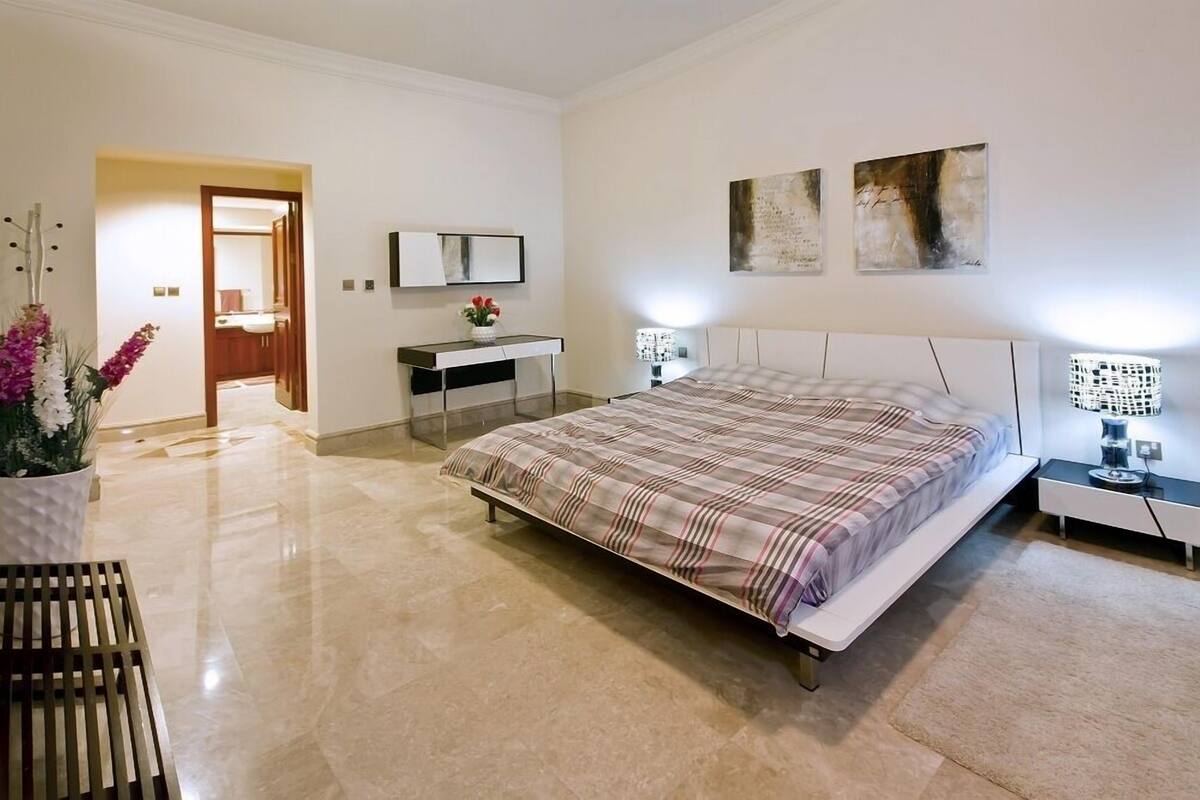 Standard Apartment, 1 Bedroom, City View | 1 bedroom, premium bedding, down duvets, in-room safe