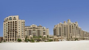 Exterior - Palm Jumeirah North/South Residence (Dubai)