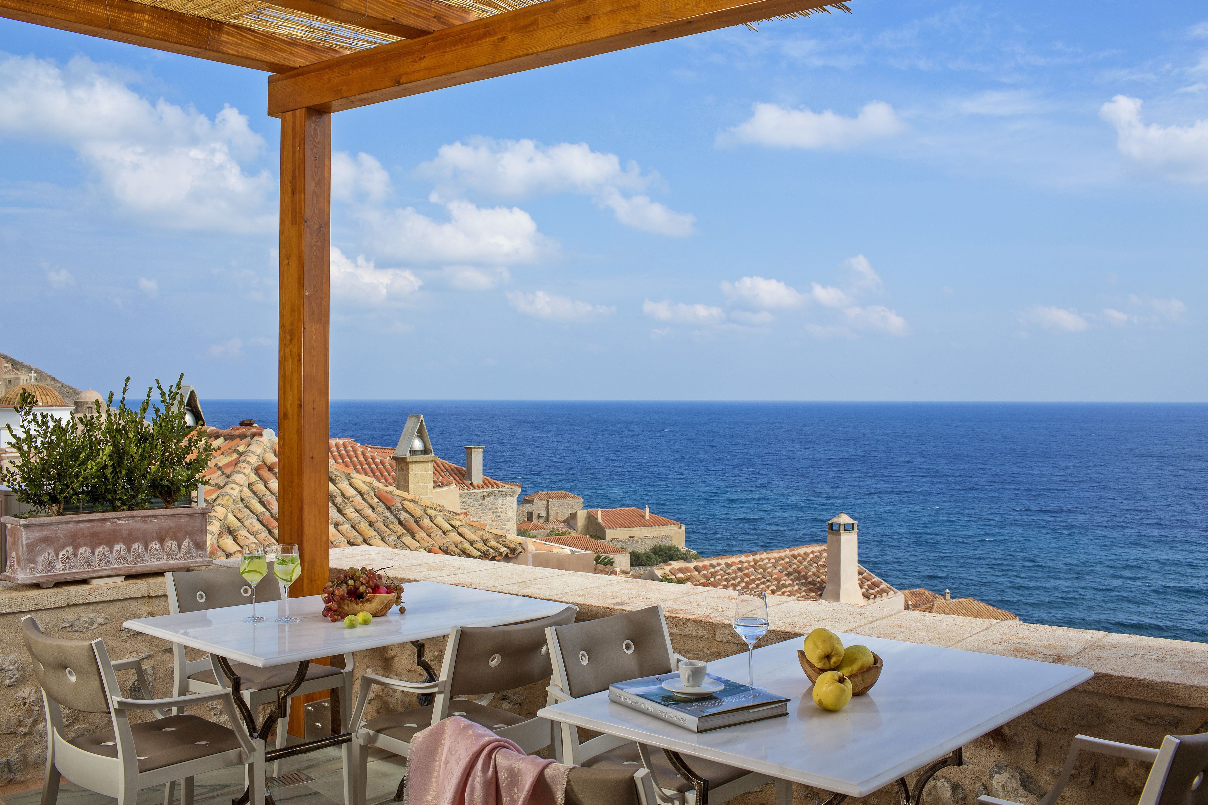 Café da manhã e almoço, culinária grega