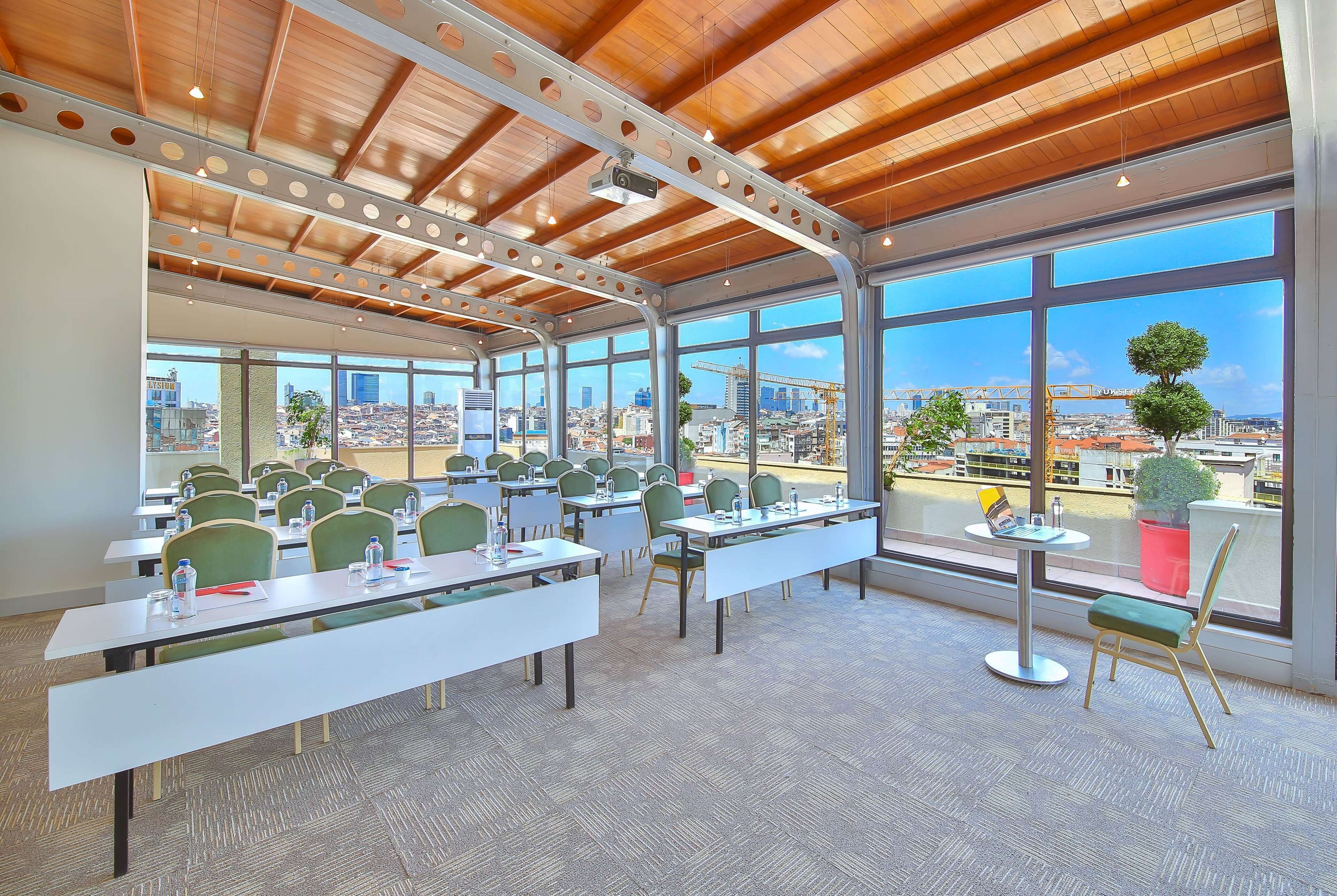 Foto - Ramada By Wyndham İstanbul Taksim