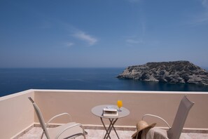 Balcony - Athina Palace Resort & Spa (Malevizi)