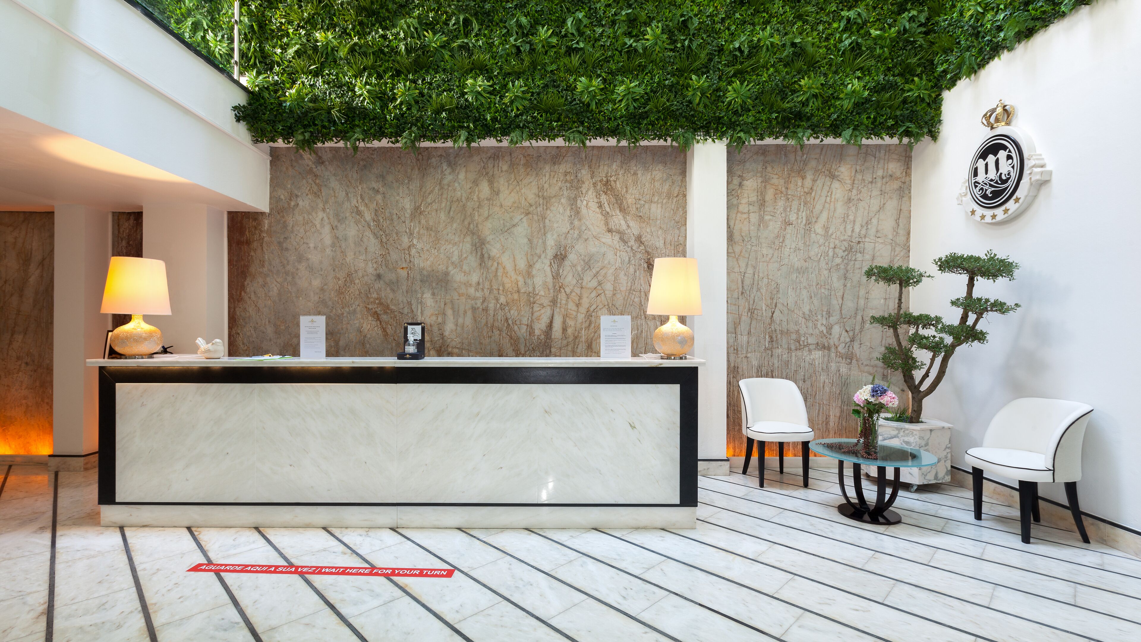 couples treatment room(s), hot tub, steam room, turkish bath/hammam