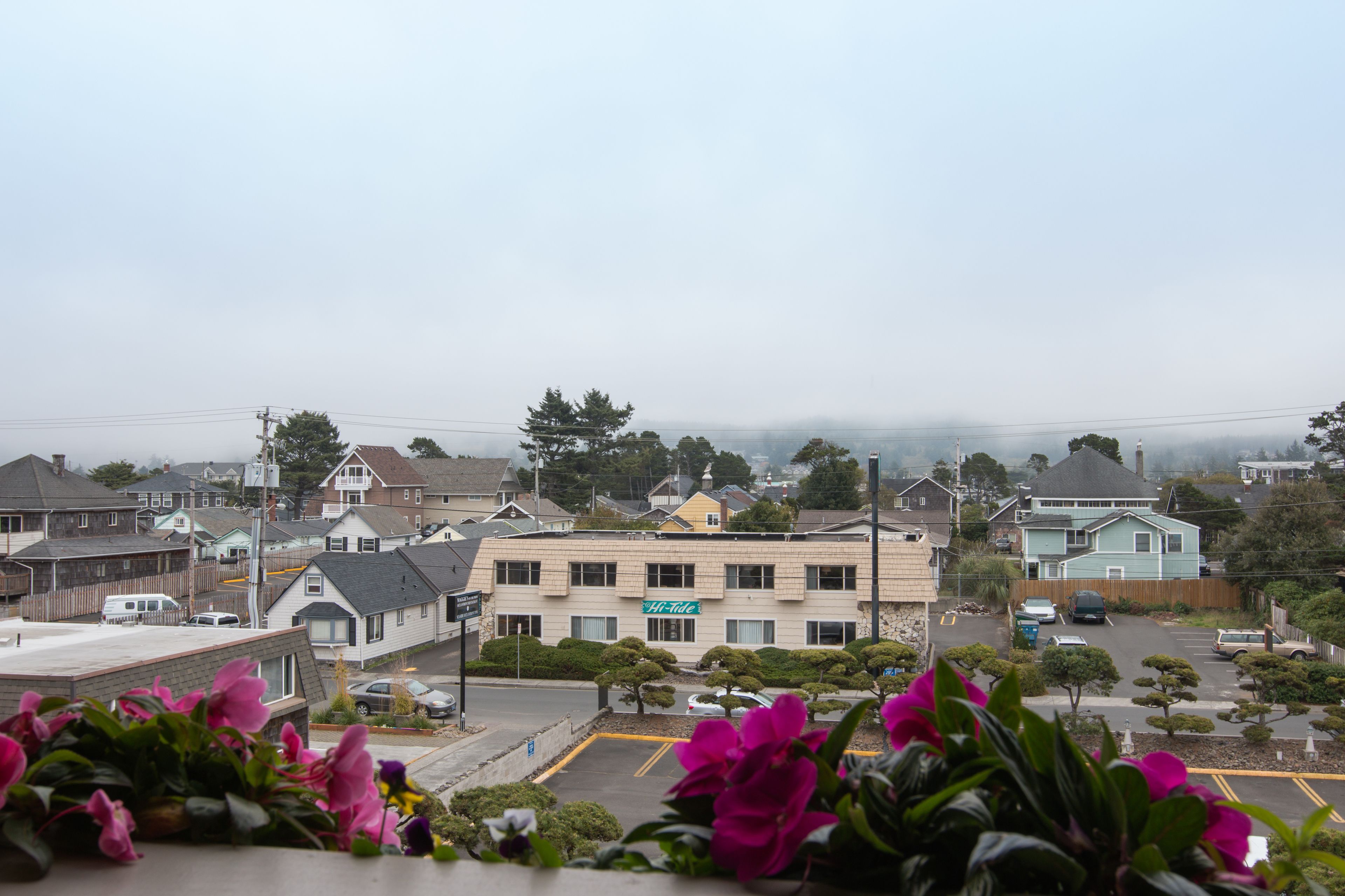 room, 1 king bed (located in building across the street) | free cots/infant beds, rollaway beds, free wifi, bed sheets