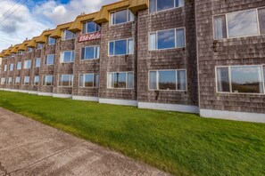 Πρόσοψη καταλύματος