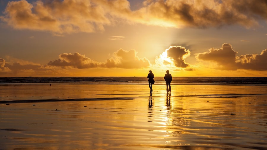 Ebb Tide Oceanfront Inn