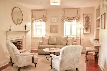 Garden Suite | Frette Italian sheets, premium bedding, Tempur-Pedic beds, free minibar at Zero George Street