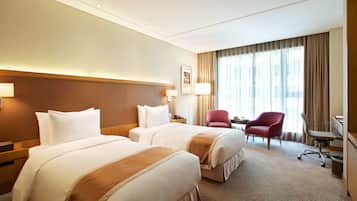 Camera Deluxe con 2 letti singoli (No View) | Copriletto in piuma, una cassaforte in camera, una scrivania