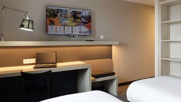 Standard Room, 2 Single Beds | Desk, laptop workspace, blackout curtains, soundproofing