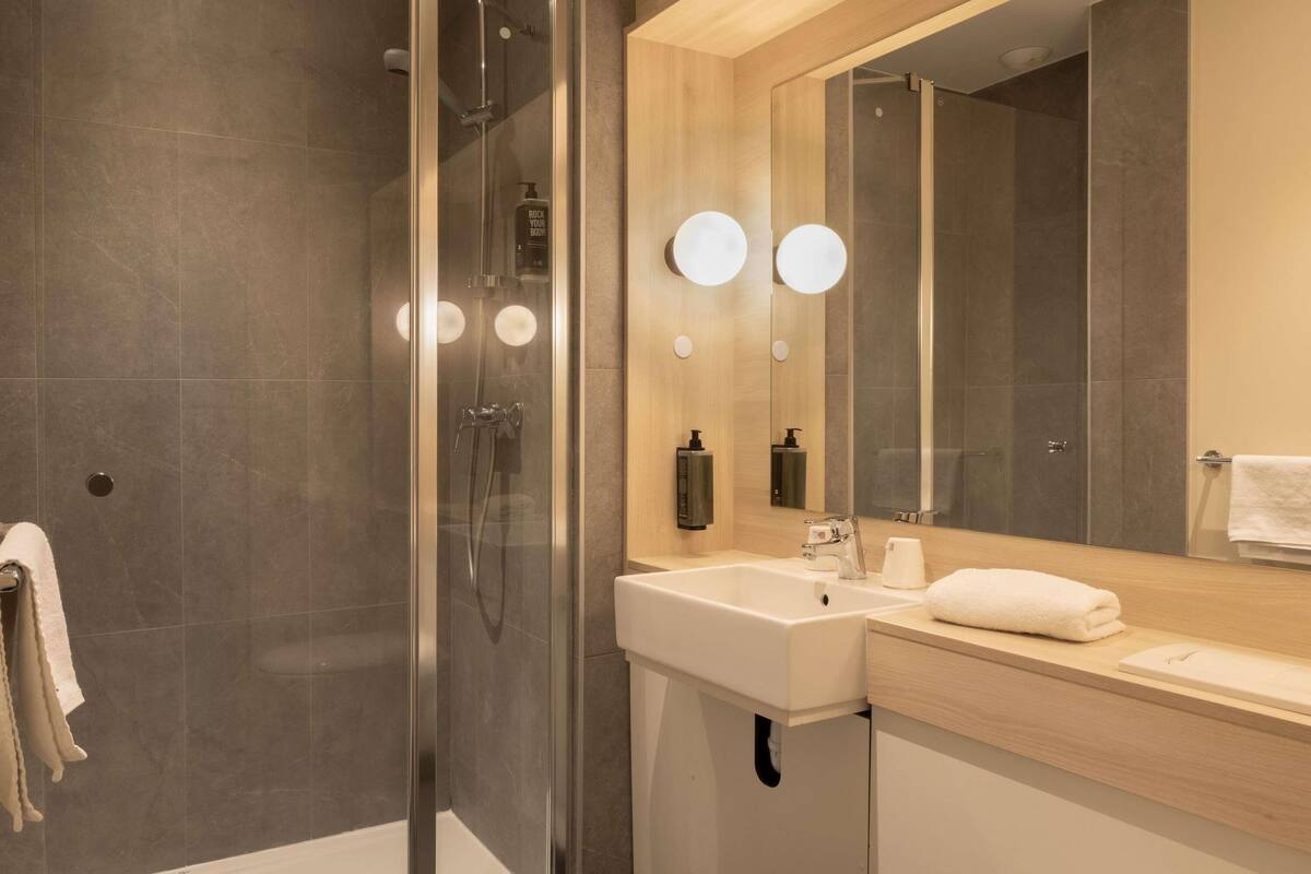 desk, laptop workspace, blackout curtains, soundproofing