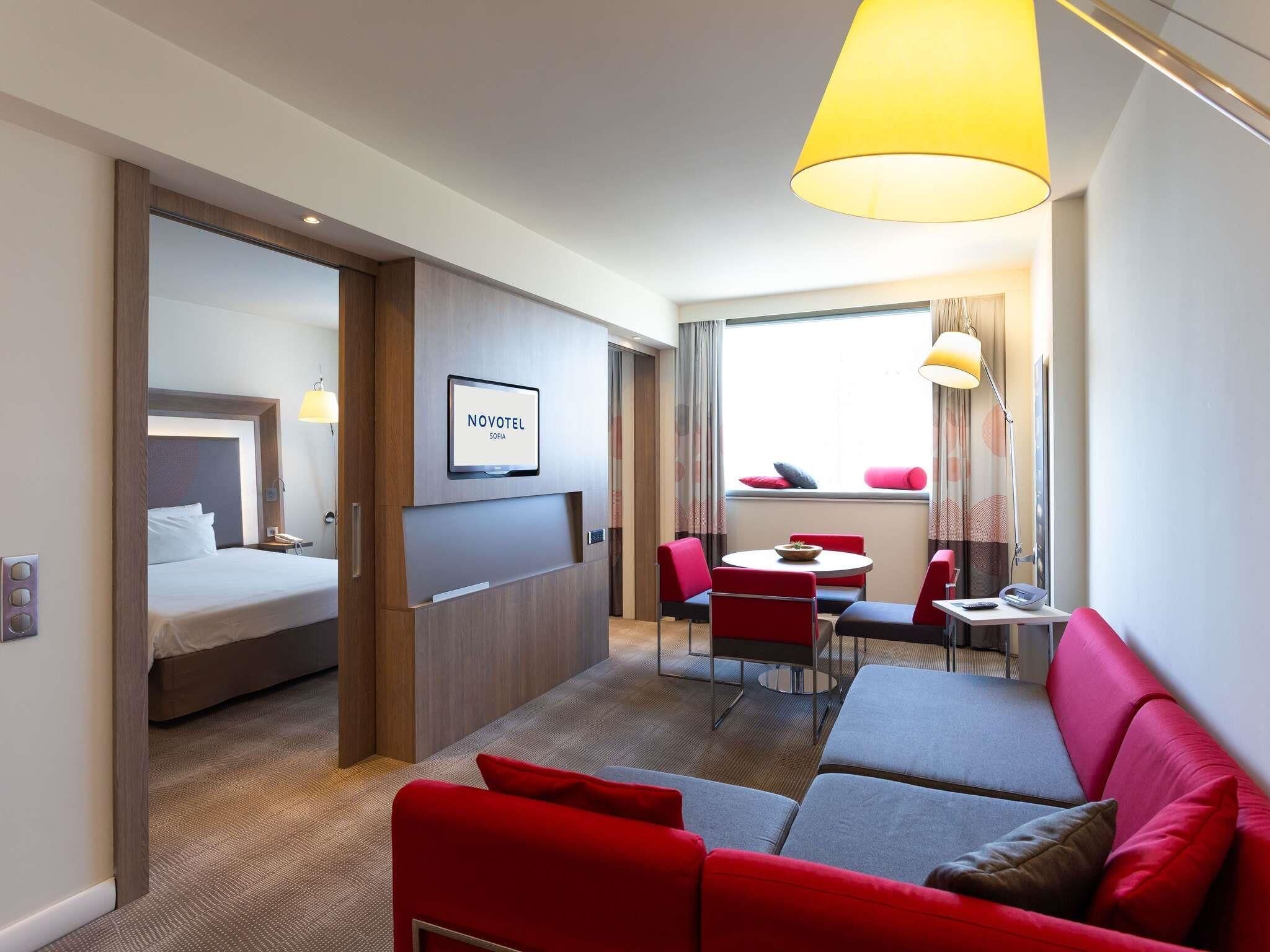 Suite, 1 Double Bed with Sofa bed | Hypo-allergenic bedding, memory-foam beds, free minibar items