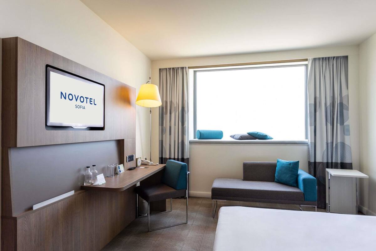 Quarto, 1 cama King e sofá-cama, vista para a montanha | Roupas de cama antialérgicas