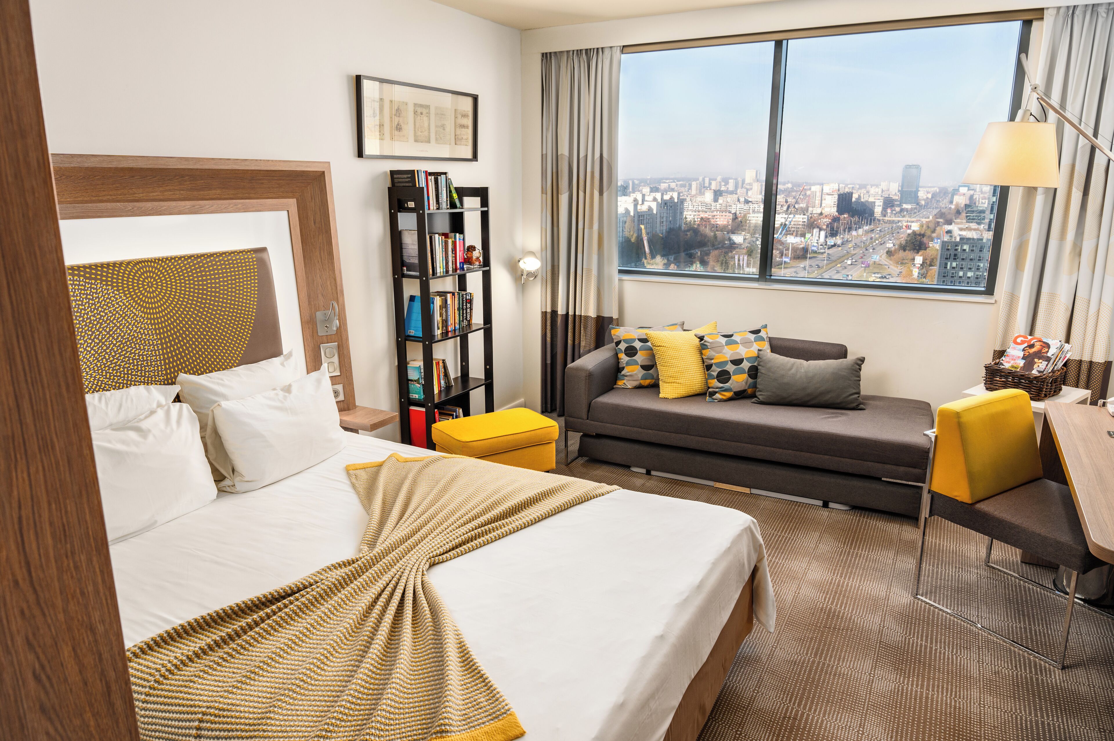 Huone (Library) | Allergiatestatut vuodevaatteet, memory foam -patjalliset sängyt