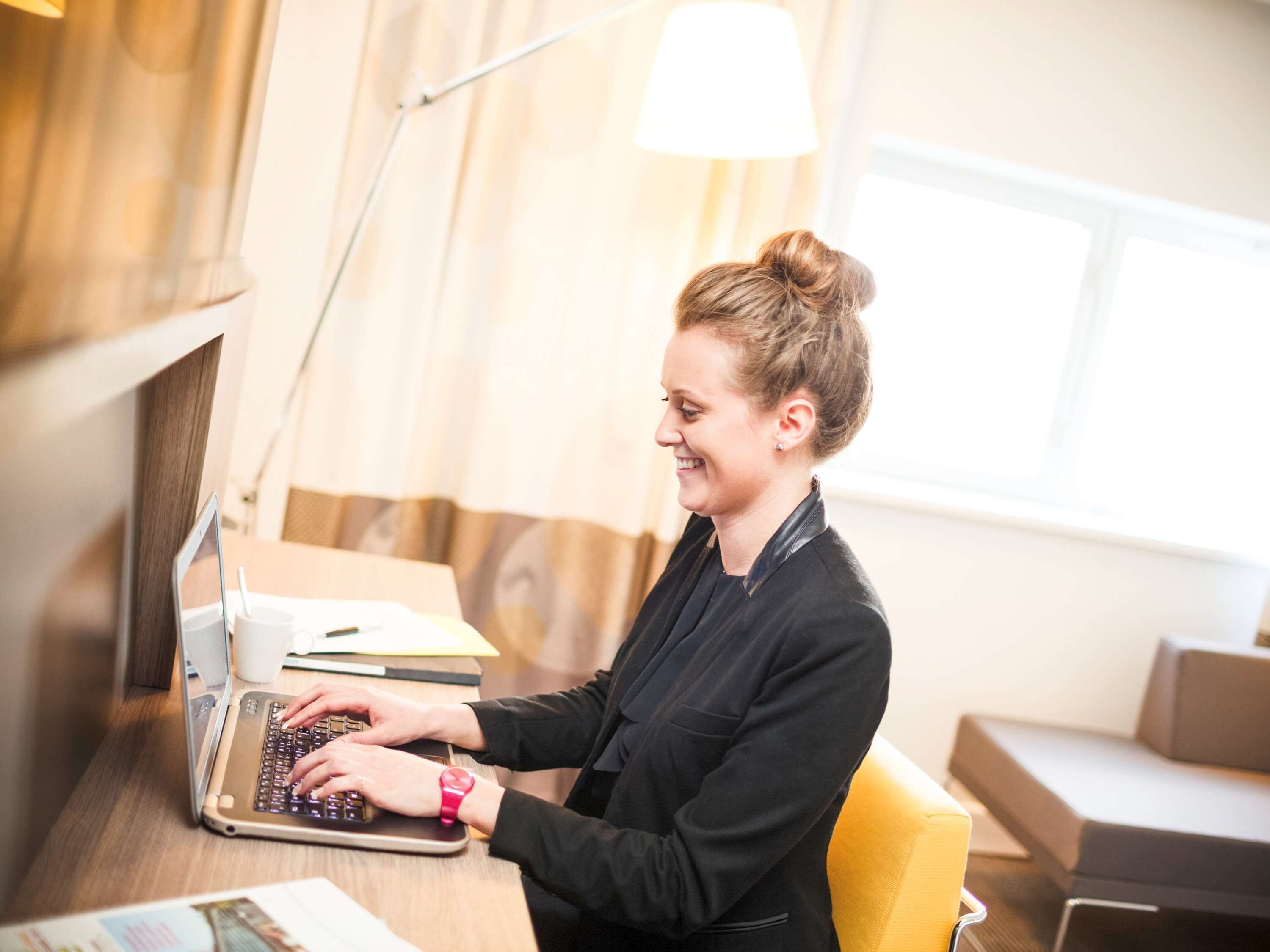 1 bedroom, hypo-allergenic bedding, memory-foam beds, free minibar items