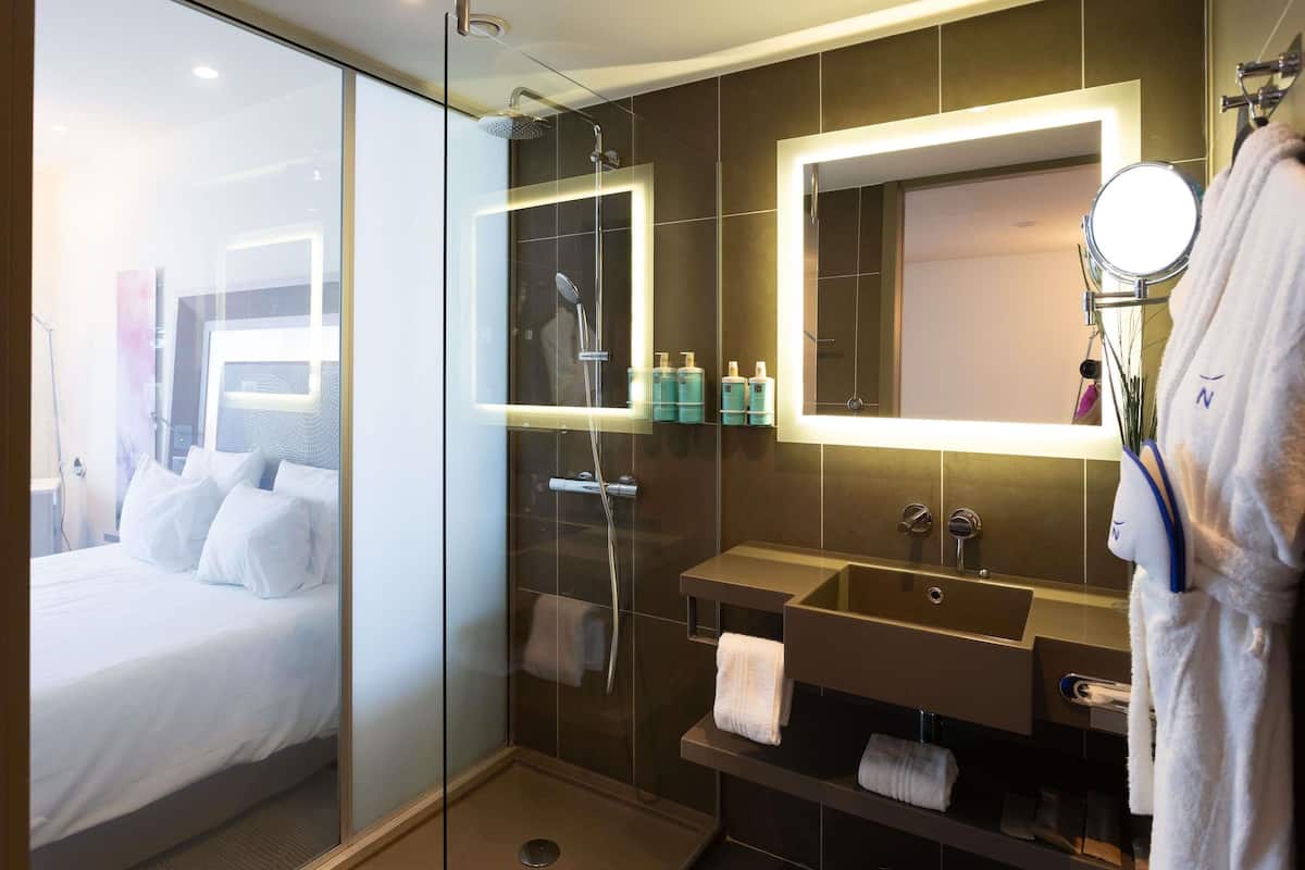 Quarto executivo, 1 cama de casal e sofá-cama | 1 quarto, roupas de cama antialérgicas