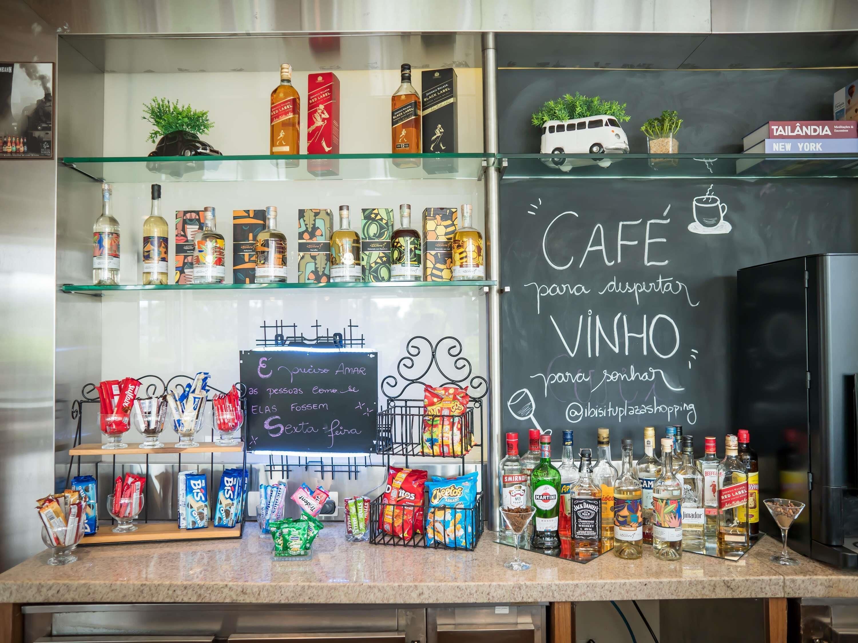 酒吧（店内）