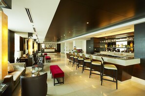 Bar auf der Dachterrasse