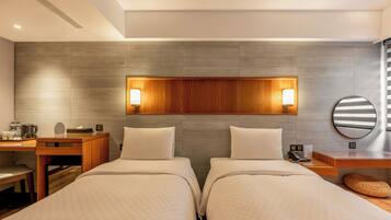 Twin Room or King Room - Shower or Bathtub | Premium bedding, down comforters, minibar, individually decorated