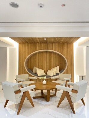 Sala de estar en el lobby