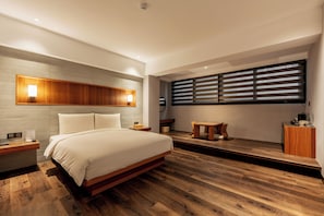 Premium bedding, down duvets, minibar, individually decorated