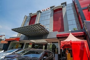 Exterior - Hotel Andita Syariah (Surabaya)