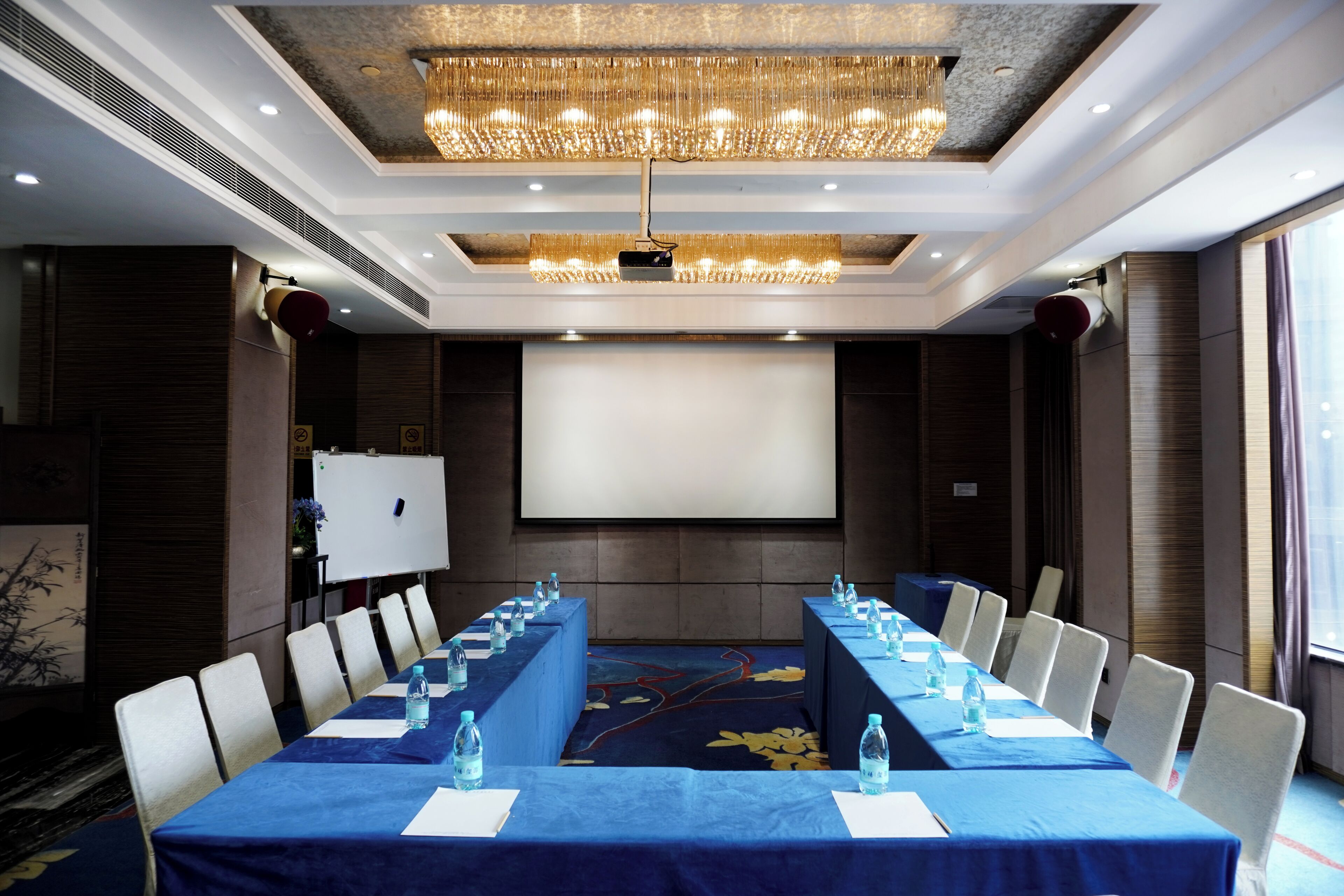 Foto - La Perle International Hotel