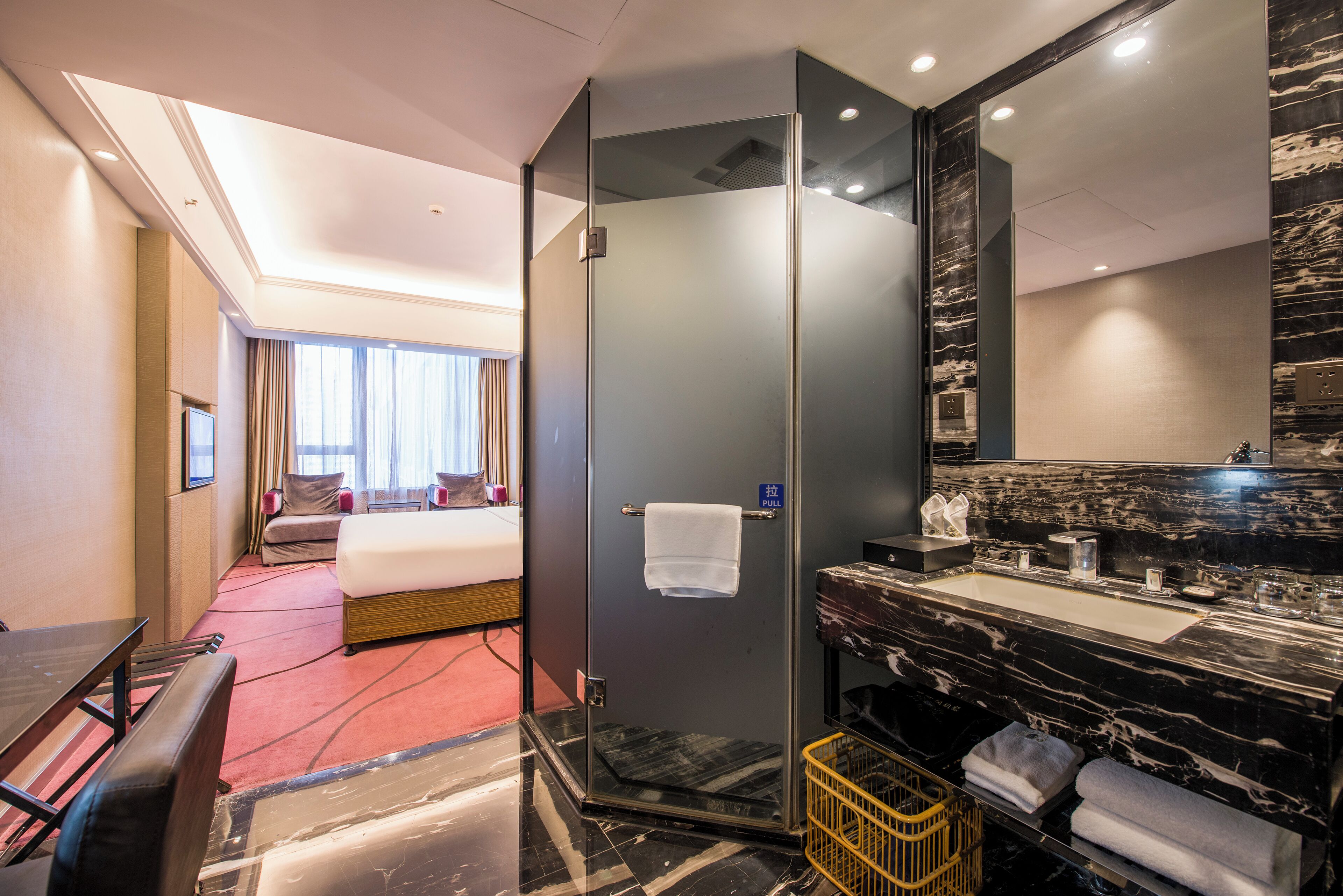 Foto - La Perle International Hotel