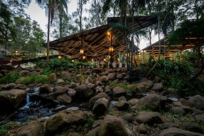 Fachada da propriedade