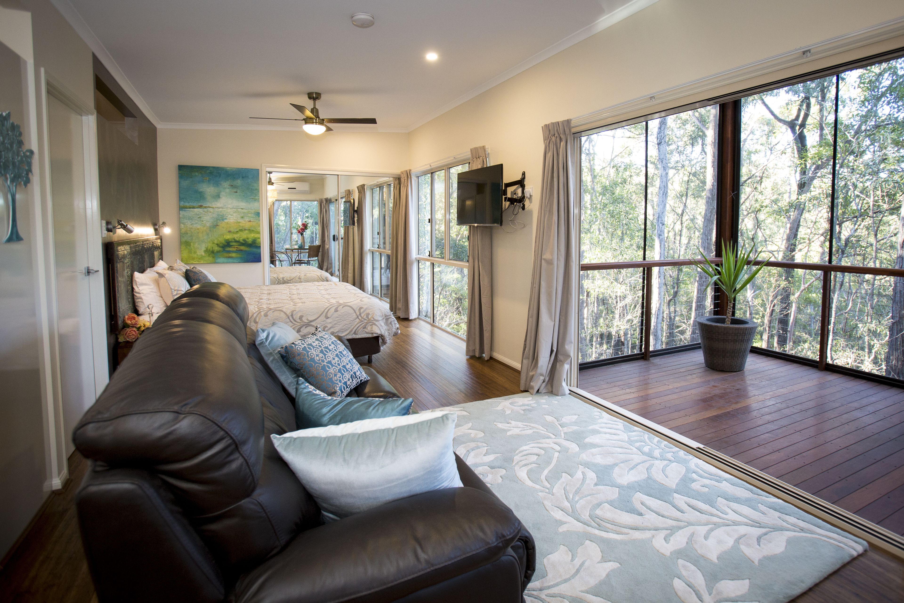 Self Contained Cabin, 1 Bedroom, Non Smoking, Kitchen (Pavilion in the Treetops), Pet-Friendly | Living area | Flat-screen TV