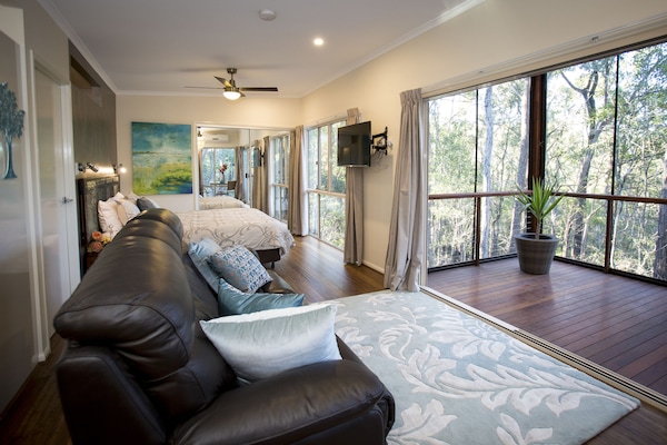 Self Contained Cabin, 1 Bedroom, Non Smoking, Kitchen (Pavilion in the Treetops), Pet-Friendly | Living area | Flat-screen TV
