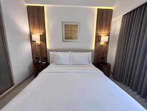 1 bedroom, free minibar items, in-room safe, desk