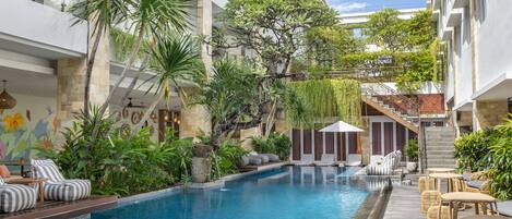 Outdoor pool, sun loungers