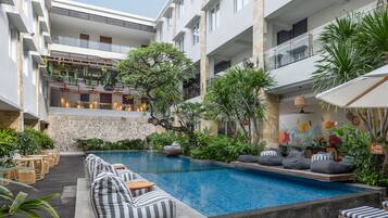 Outdoor pool, sun loungers